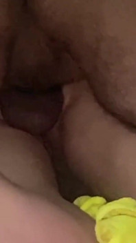 Bdsm anal ontem à noite ela veio tarde depois da festa eu fodi sua bunda duro e duro até meu pau explodir
