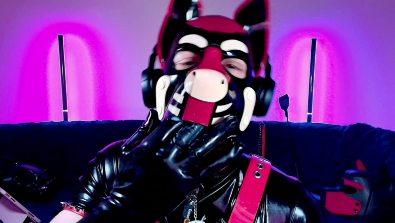 Alex GoodBoy: Good Boy Teases with Creamy Finger Touch