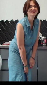 Zralá MILF (lyra Red.isadora) Strčila Prst Do Její anální Dírky, Pak Olízl Dildo