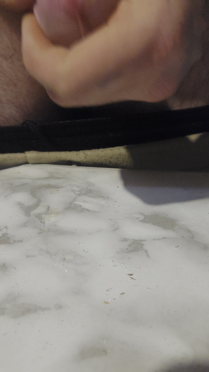 Bigshot: Marble Table Shot