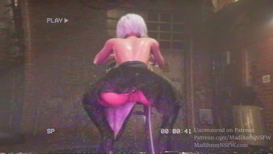 MadihsonNSFW: करीब (नाइयर)