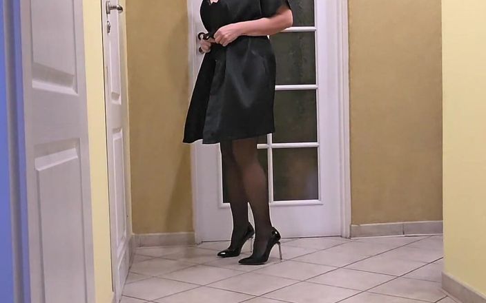Misses_Jenny: Black Dress &amp; Sexy Stockings - a Date with Hot MILF