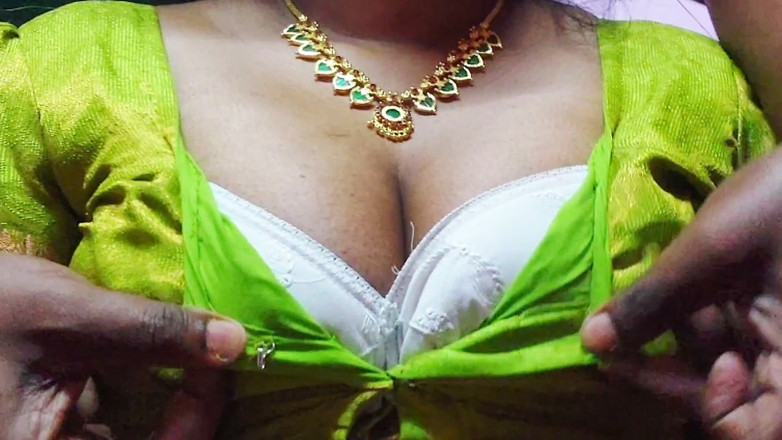 Desi Mohini: 인도
