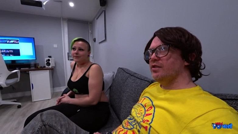 Nerd Pervert: Maeve Winters - 2 Nörd spermaglas