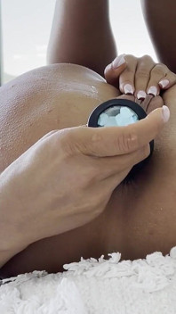 Monika fox allenamento anale prima delle riprese porno