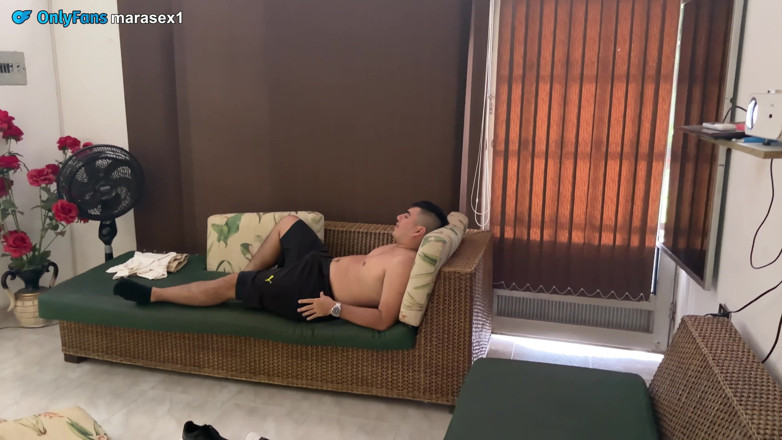 PronoiaMey: Aku dientot habis-habisan sama abang tiriku tanpa sepong kontol sama...