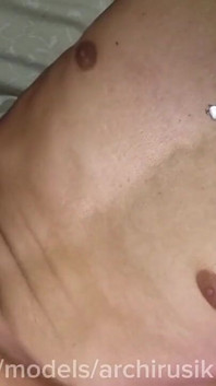 Autofelazione! Spettacolo Caldo E Auto-succhiante Femboy E Papà Mettono I Loro in Bocca, Un Sacco!