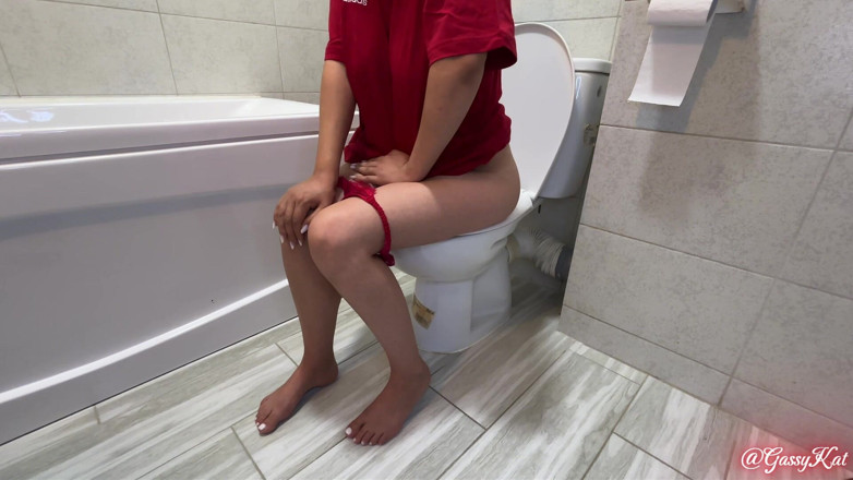 GassyKat: The Daily Toilet S2 Episode 15: the Red Foxy