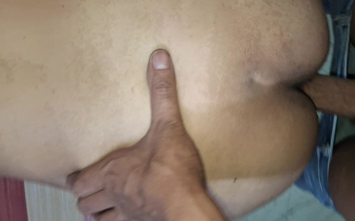 Homemade_porn01: Indiase op zijn hondjes eigengemaakt