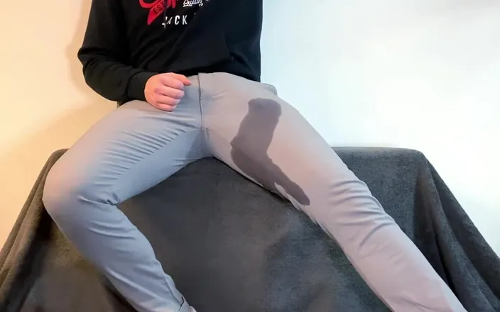 Lucas Nathan King: Loud Moaning Cumshot in Pants | Huge Cumshot | Slowmotion