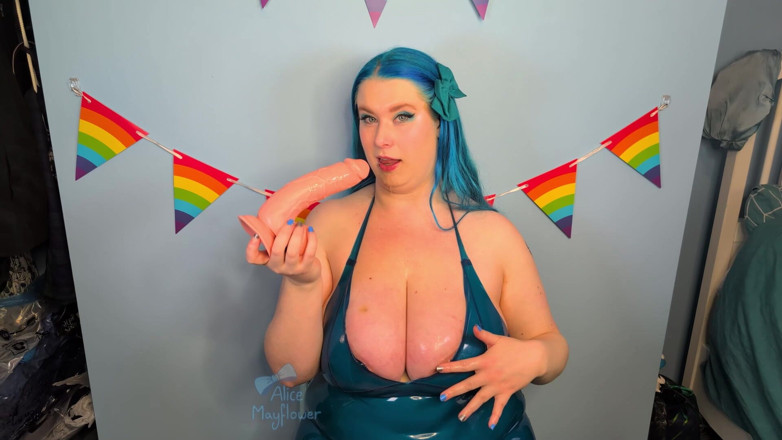Alice_Mayflower_Scottish: Dildo Sucking, Drool &amp; Latex - Solo Girl
