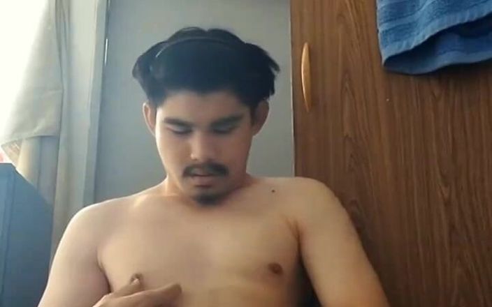 dhabibileton: Teenager Cumshot