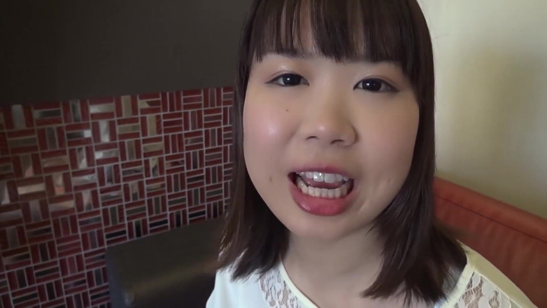 Asians in love: Lori kız büyük bir yarağın tadını çıkarıyor