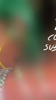 サンタエルフは休日のために良いディックを吸う(角度2)