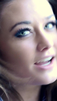 Masturbare cu picioarele cu Jess Impiazzi