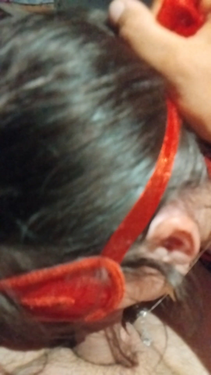 Hard couple: Von einem Fremden in einer Maske