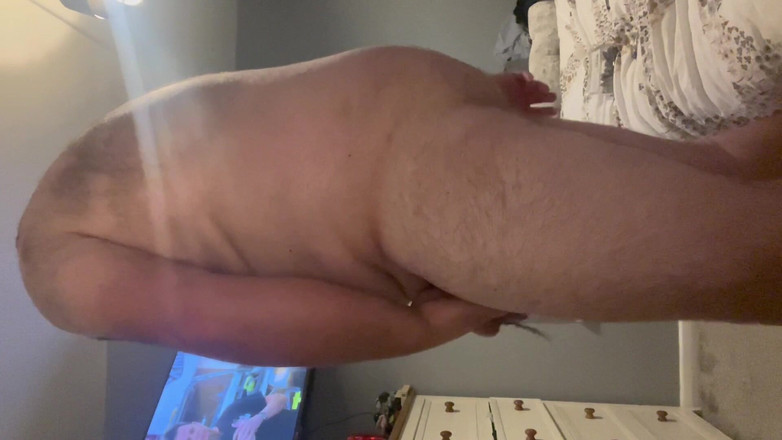 Shaun Cbt: Pik- en balbondage met kontplug tepelklemmen en travestiet