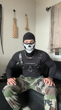 Master Steele - Instrucțiuni de CBT
