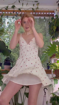 Probándose vestidos