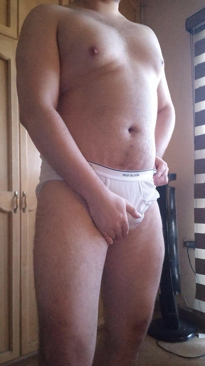 Himbo_Fox: Svalnatý hřebec škádlí a předvádí se