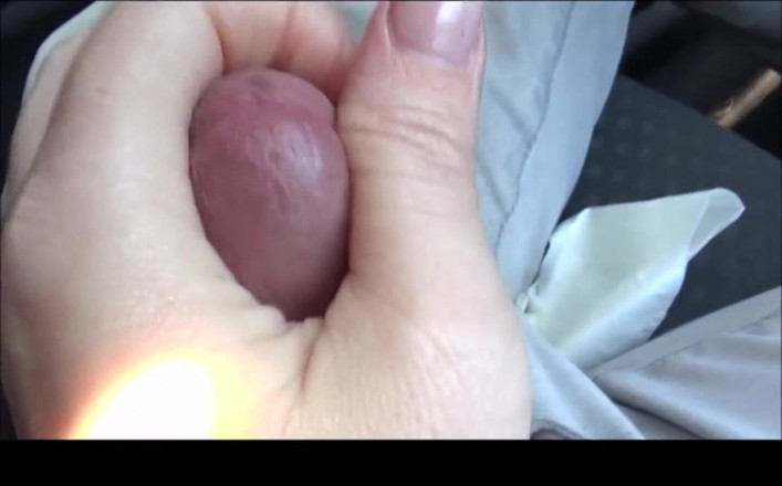 Asia: Auto-handjob