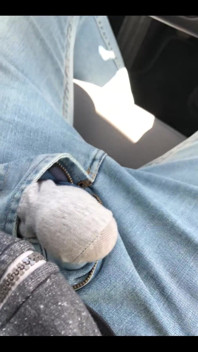 Horny Im Auto