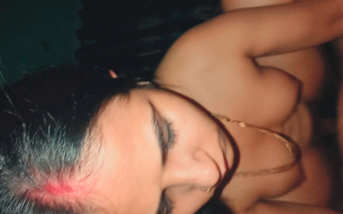 Hot Sis: अपने बॉयफ्रेंड के खड़े होने के बाद उसने बड़े काले के साथ चुदाई की