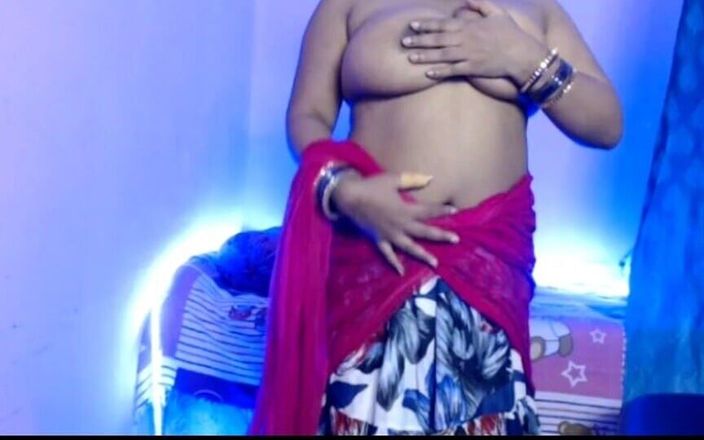 HotGirl21: Desi sexy heißes mädchen öffnete langsam ihre kleidung und zeigte ihre...