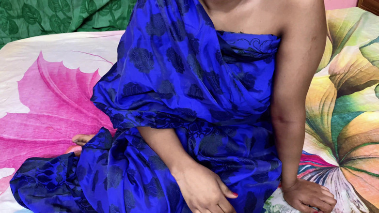 Bdsex24: Sexy stiefmoeder neukt haar stiefzoon hard