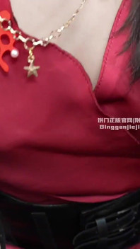 Coser asiatic l-a prins pe fratele vitreg masturbându-se și l-a ajutat să-și descarce sperma [viper Ning]