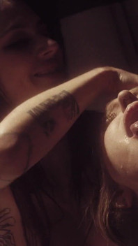 Lesbische seksheksen corrupte de onschuldige - Luna Luxxx & Kasara Wood & Fiona Fox