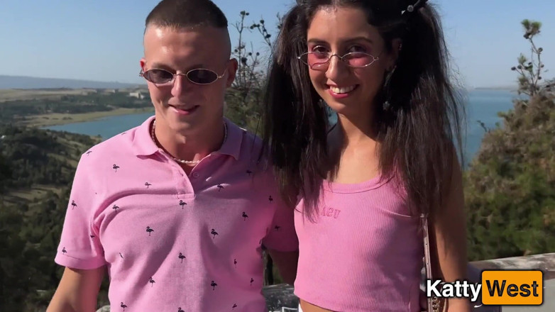 Katty West: Barbie spielen und ken wurden zu einem bisexuellen dreier