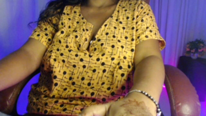 HotGirl21: 妊婦が胸とお腹で遊ぶ。