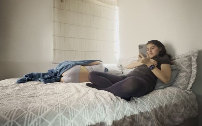 scarlettandc: Two Women Fucking Hard with Pantyhose Have Many Orgasms