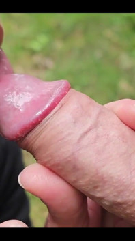Smoking Two Cigarettes and give him Blow Job with CumShoot on My Face when I Smoked