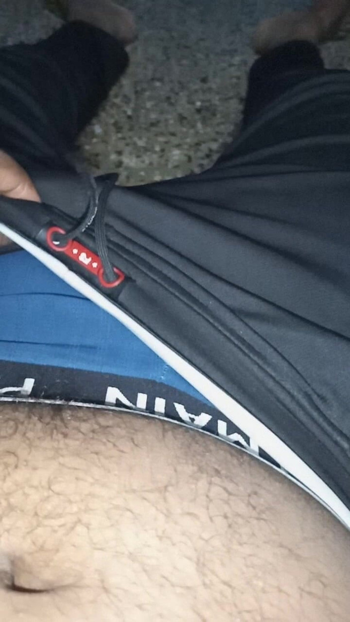 Sweet Indian cock: Min fru avrunkning min penis i hemmet