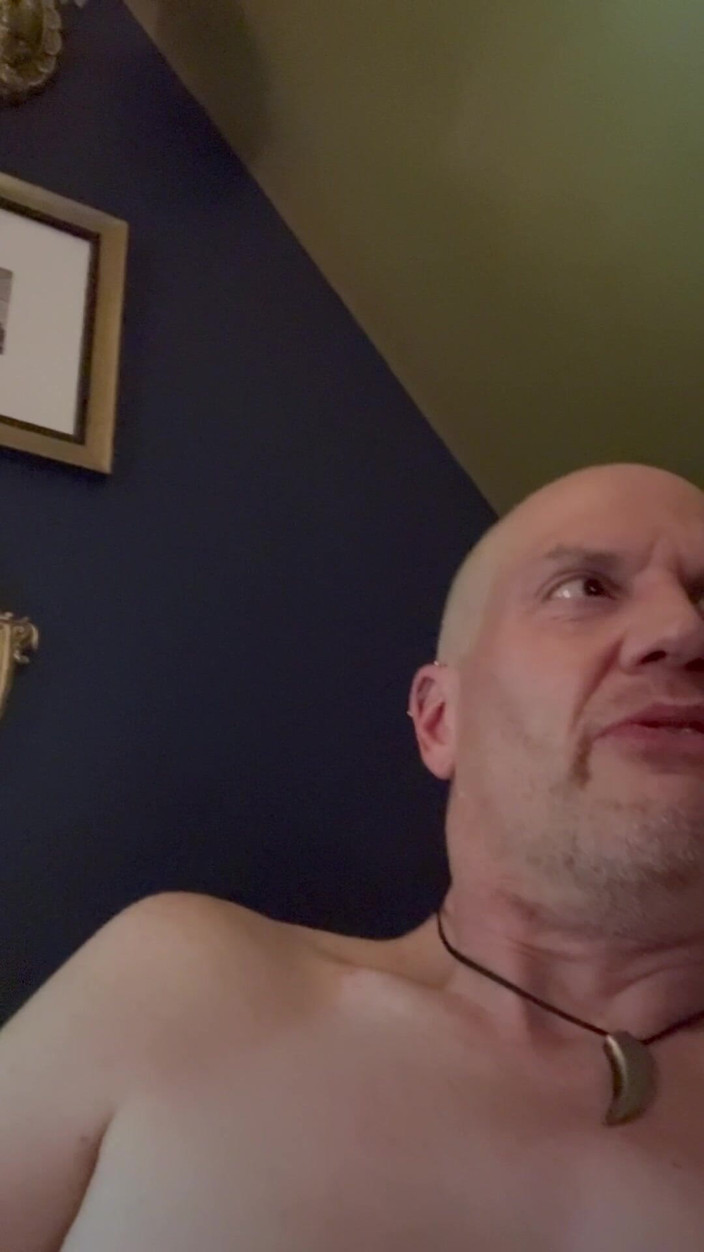 Douglas James: 生水母假阳具操和射精