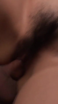 Seductora morena dedos hasta el orgasmo explosivo en juego fetiche