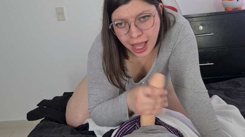 Alice H: Marks Horny Stepcousin