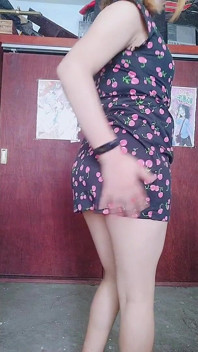 Banci dalam pakaian seksi
