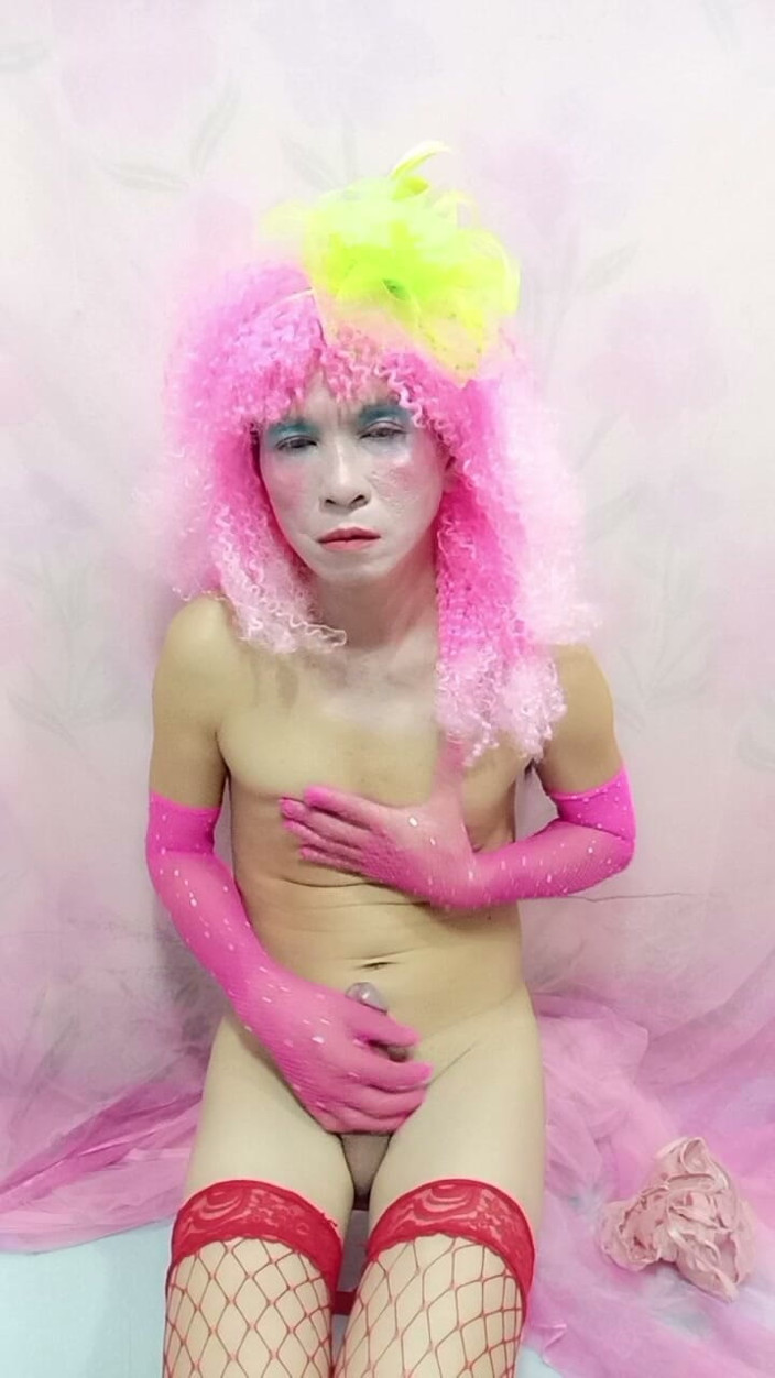 nguyen dang thien tri: Oanh Le Transgender bär sexiga kläder