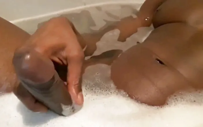 Big black cock BBCee: Nata4sex - Quick solo play in bath