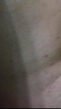 Я відправляю відео своєї пизди своєму чоловікові
