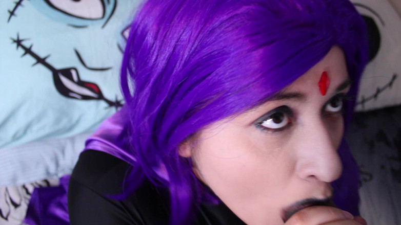 VickyVixen: Raven Sucks on a Juicy Cock