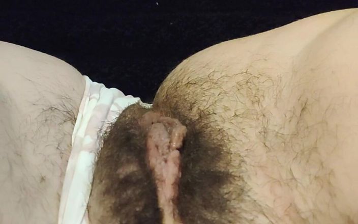 LolaLola: Ma culotte était mouillée...