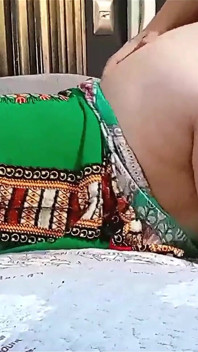 Tante Indus Neffe hat sex mit ihr, als seine stiefmutter nach hause ging.