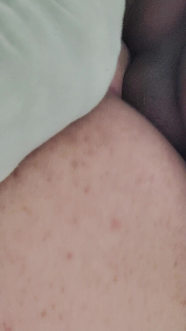 Angy Bisexperiences: Znaleziono anal wideo w telefonie mojego rogacza