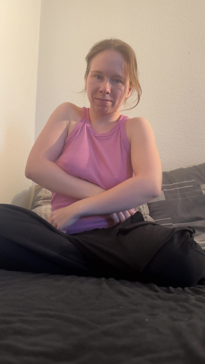 SweetLucy96: Pretty Blonde Fingers Herself