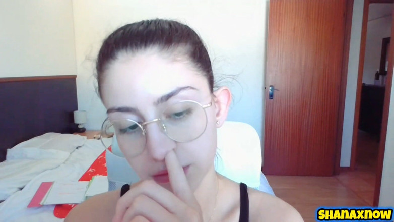 Shanaxnow: Fetish Nose Picking Boogers Push Nostrils Smell My Pussy