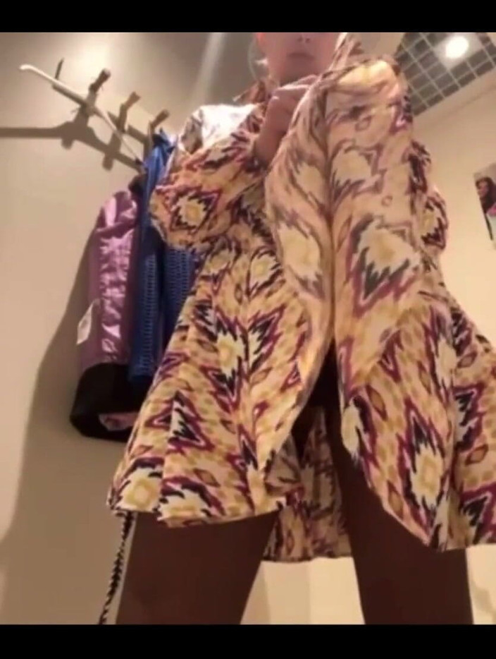 JuiceLussie: Pompino in pubblico